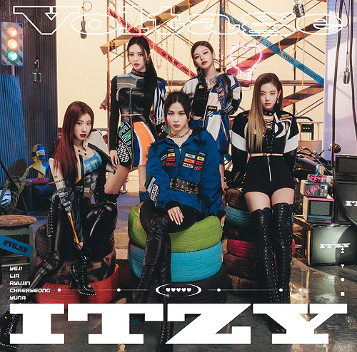 ITZY - Voltage - Image 3